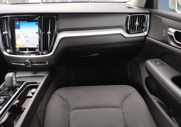 Volvo V60 cena 139900 przebieg: 24387, rok produkcji 2021 z Łomianki małe 667